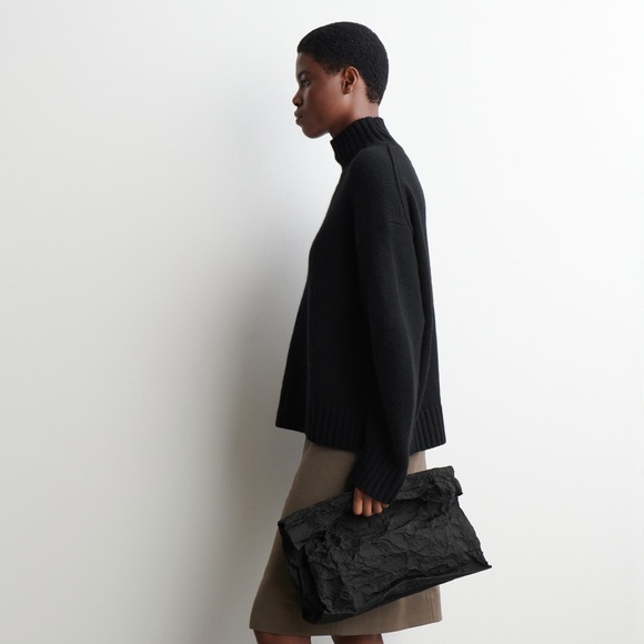 COS Chunky Pure Cashmere Mock-Neck Sweater Black Size Medium - Picture 3 of 14